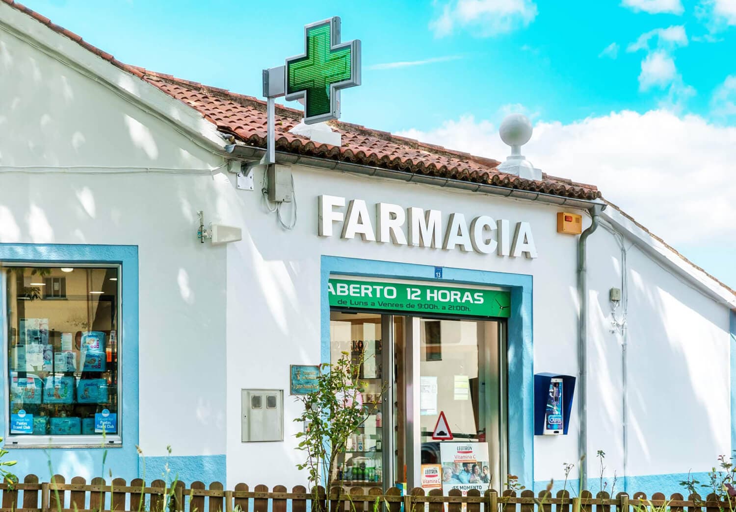 Contactar con Farmacia en Teo